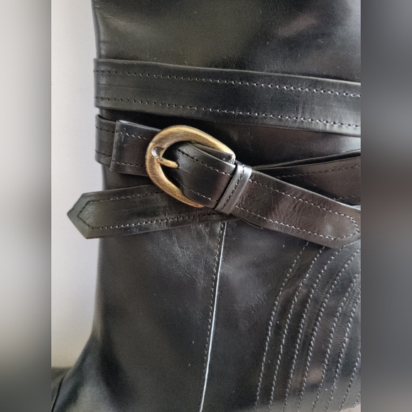 Brand New knee high black leather Charles David boots - Picture 6 of 14